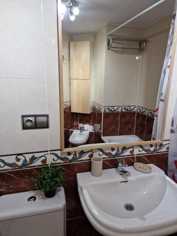 Practico Apartamento Con Parking En Aviles. Covadonga Vut- 3478-As Appartement Buitenkant foto